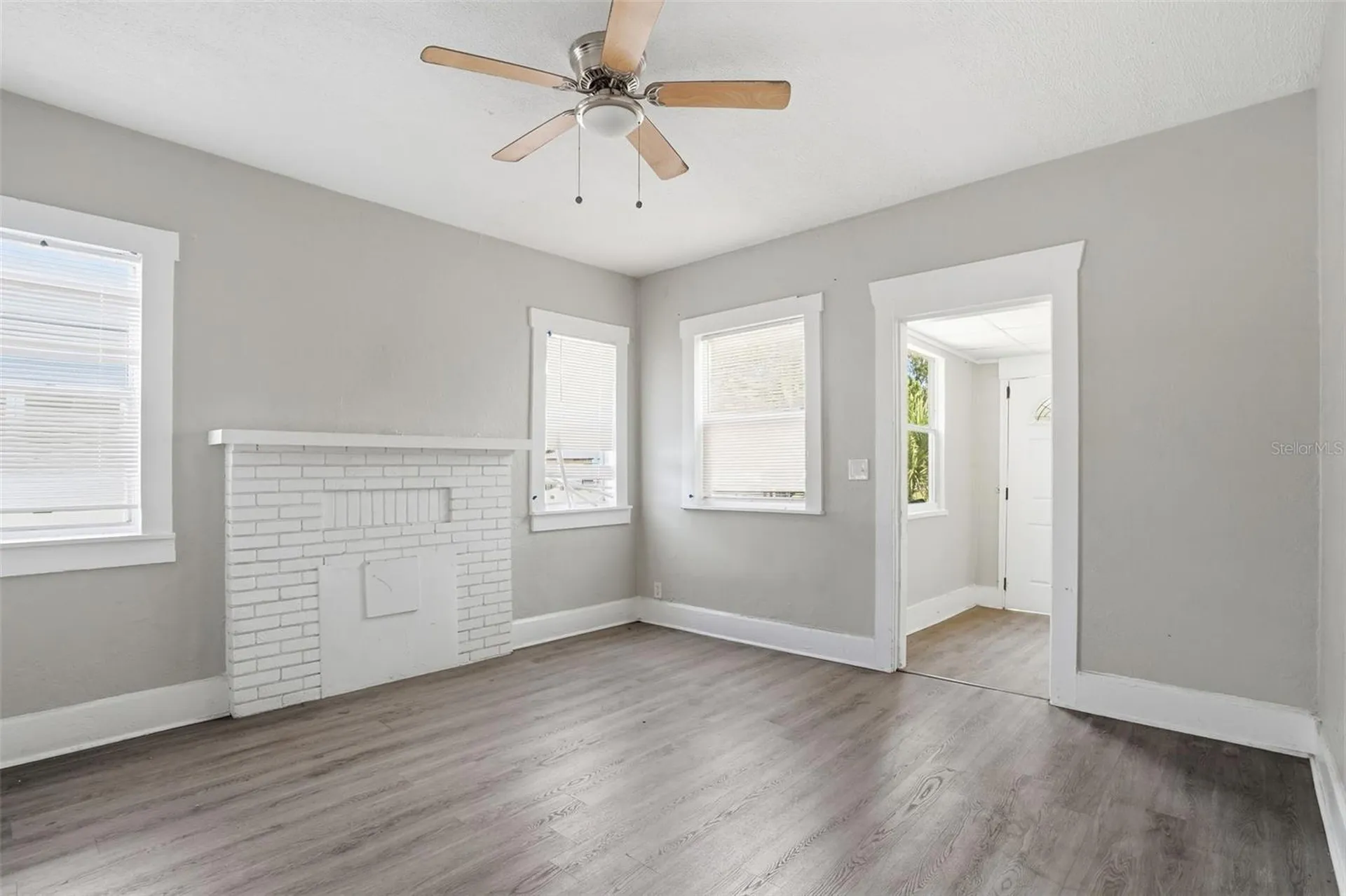 1909 19th Street S St Petersburg FL 33712