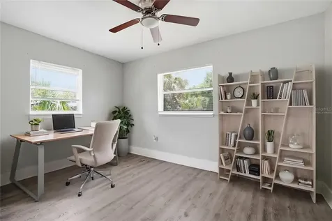 1909 19th Street S St Petersburg FL 33712