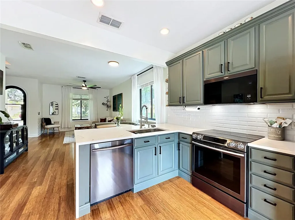 2738 Pepper Lane Orlando FL 32812