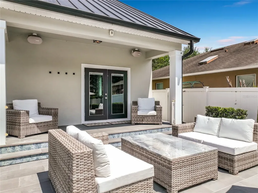 2738 Pepper Lane Orlando FL 32812