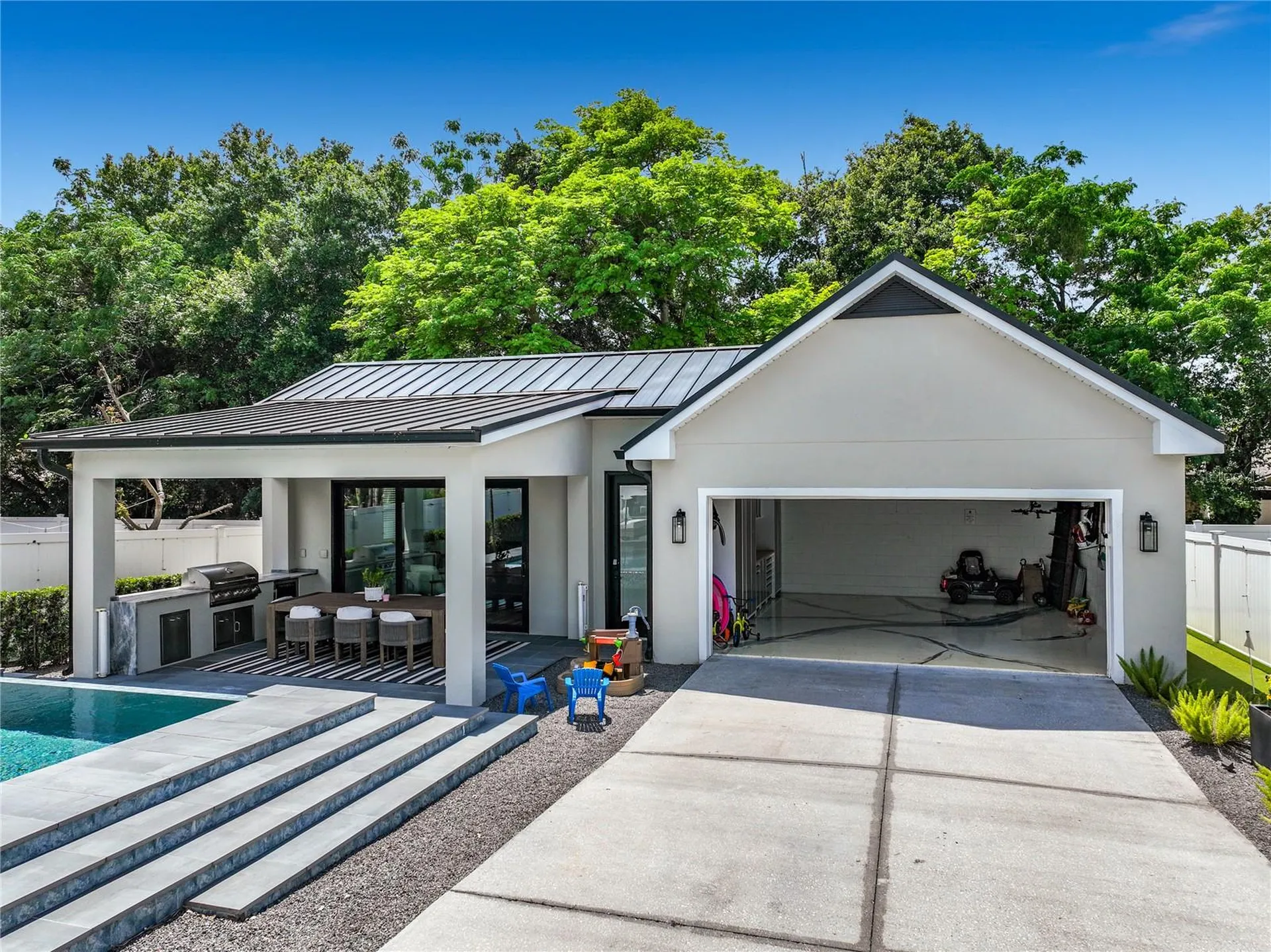 2738 Pepper Lane Orlando FL 32812