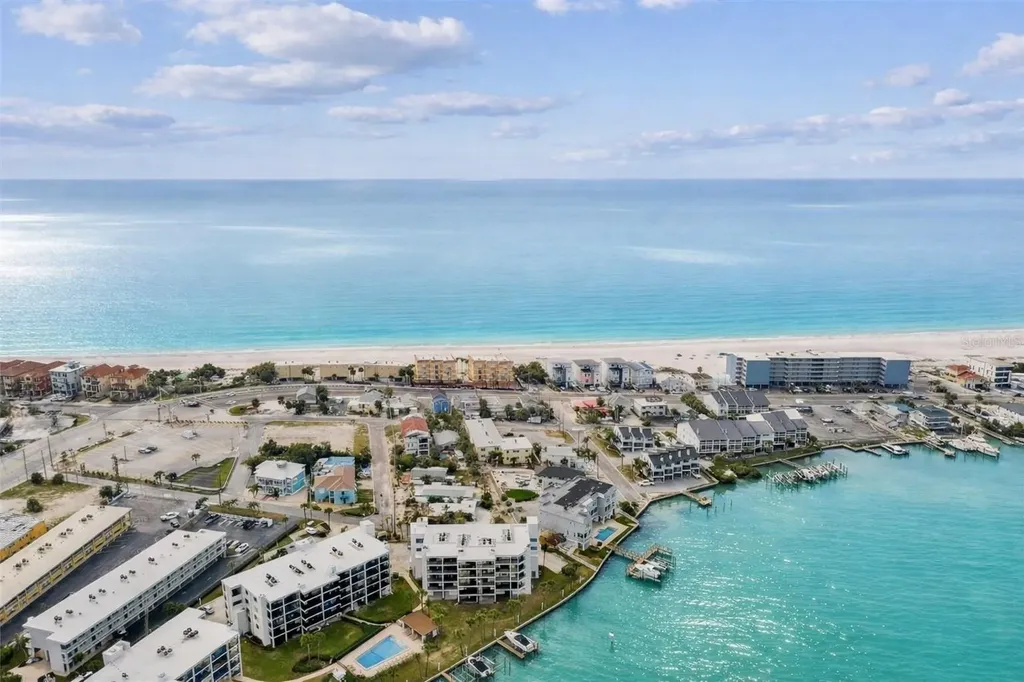 9825 Harrell Avenue Treasure Island FL 33706