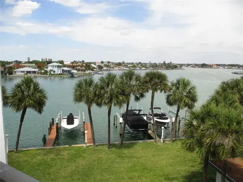 9825 Harrell Avenue Treasure Island FL 33706
