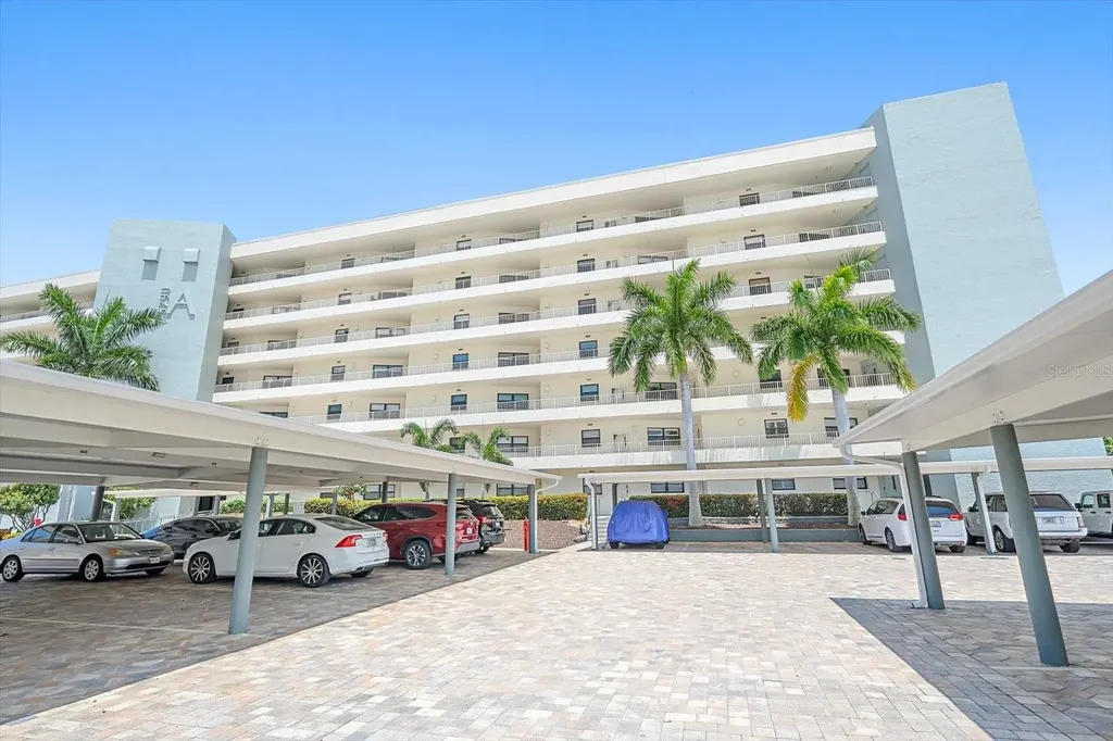 5790 Midnight Pass Road Sarasota FL 34242