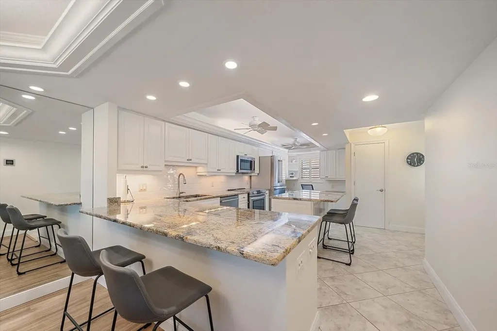 5790 Midnight Pass Road Sarasota FL 34242