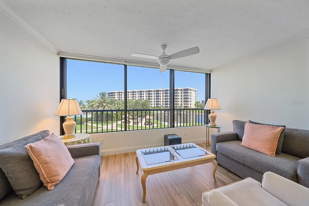 5790 Midnight Pass Road Sarasota FL 34242