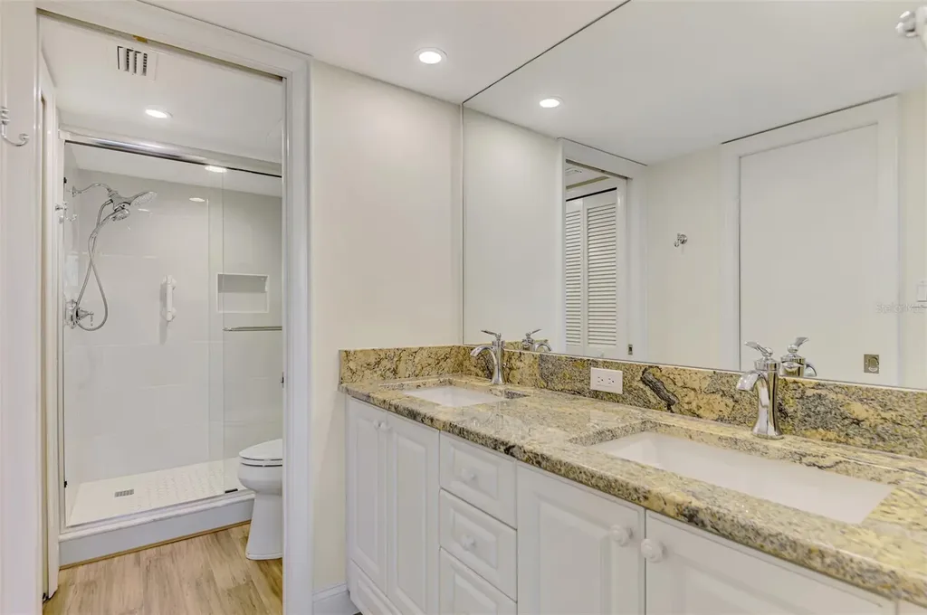 5790 Midnight Pass Road Sarasota FL 34242