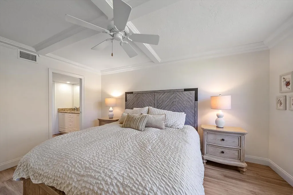 5790 Midnight Pass Road Sarasota FL 34242