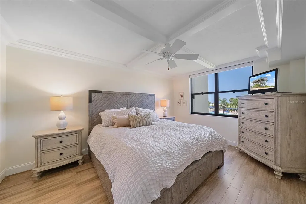 5790 Midnight Pass Road Sarasota FL 34242