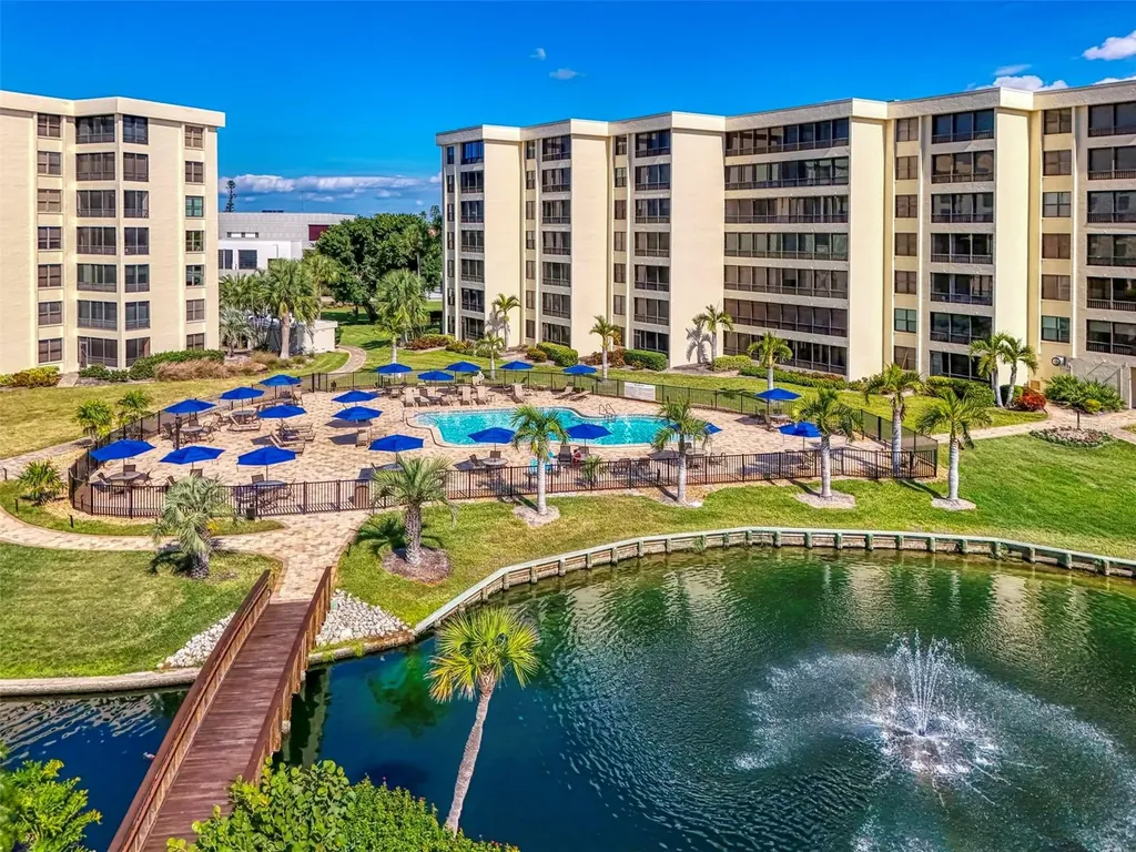 5790 Midnight Pass Road Sarasota FL 34242