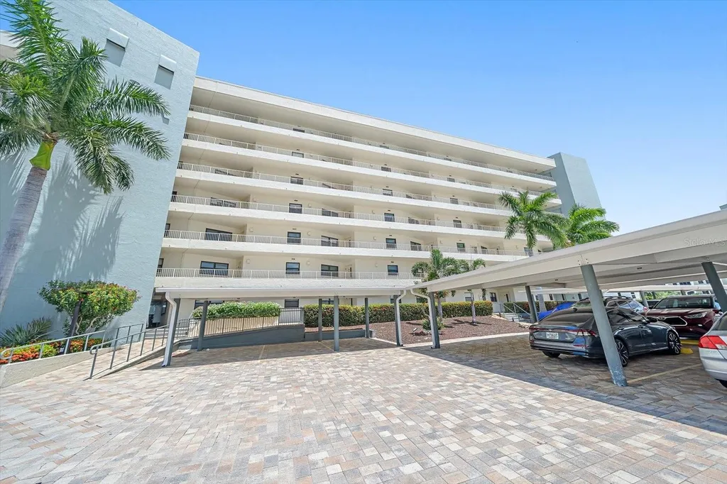 5790 Midnight Pass Road Sarasota FL 34242