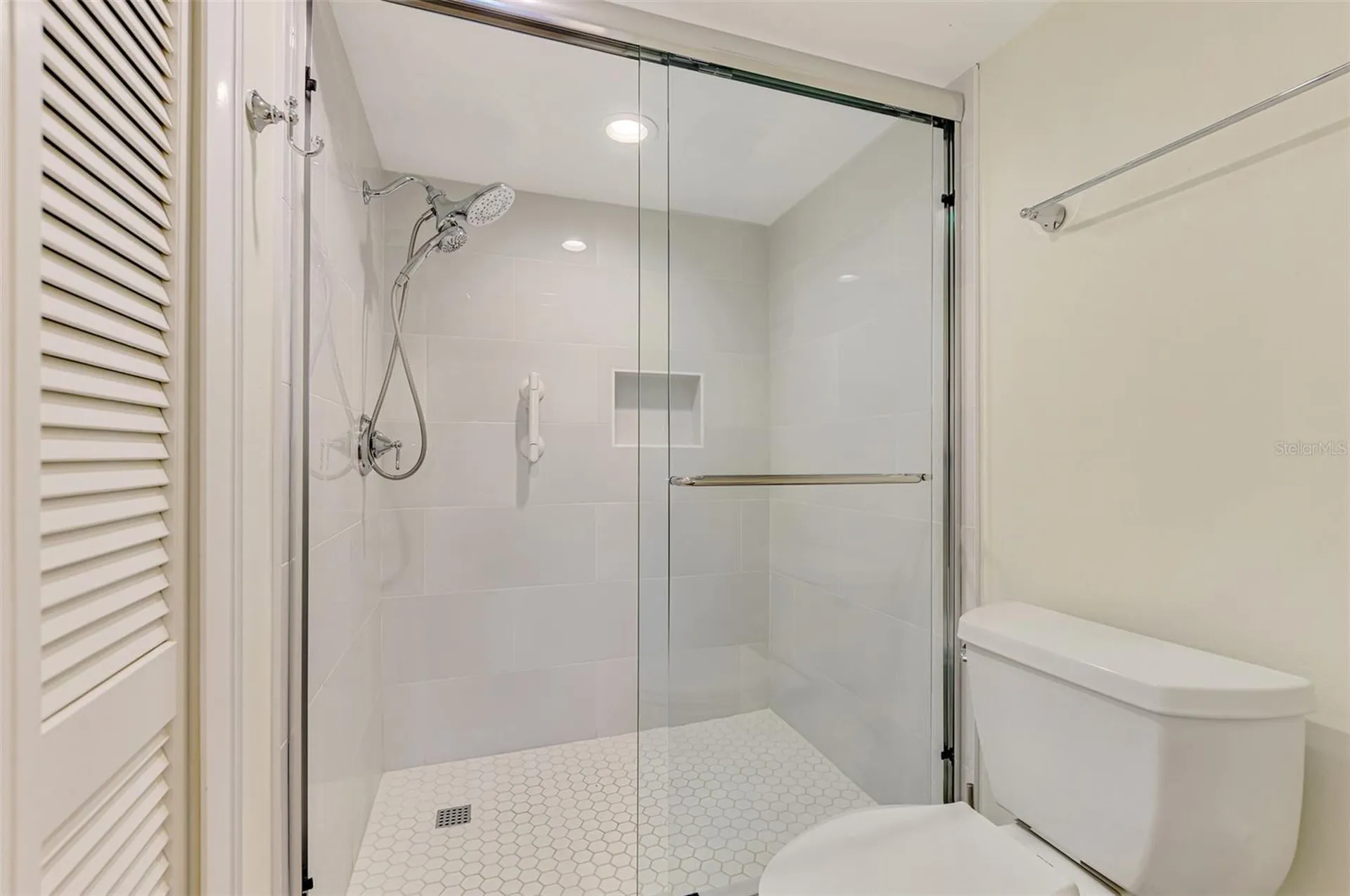 5790 Midnight Pass Road Sarasota FL 34242
