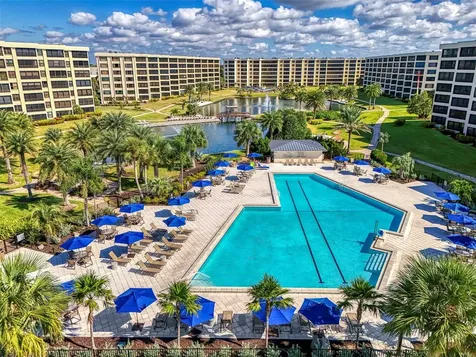 5790 Midnight Pass Road Sarasota FL 34242