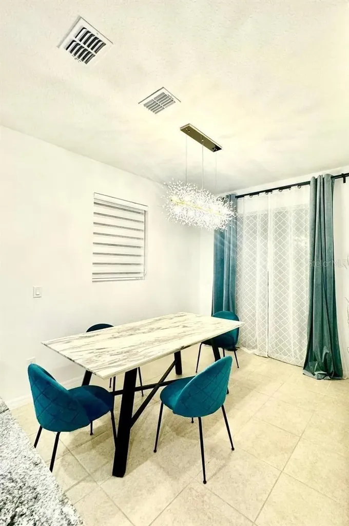 11821 Founders Street Orlando FL 32832