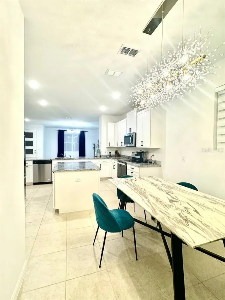 11821 Founders Street Orlando FL 32832