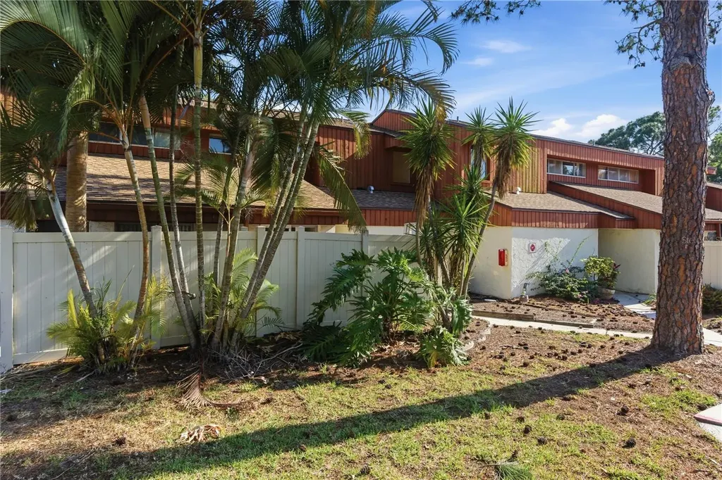 2058 Sunset Point Road Clearwater FL 33765