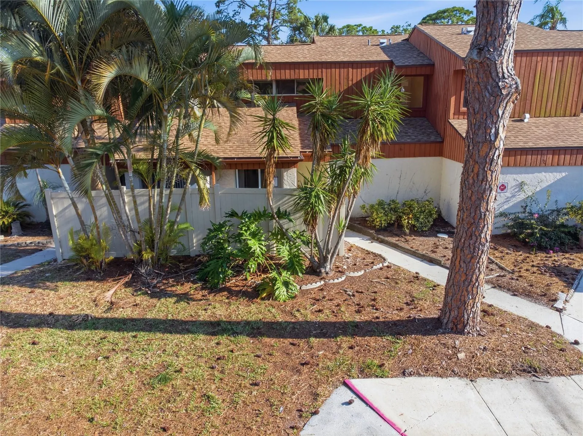 2058 Sunset Point Road Clearwater FL 33765