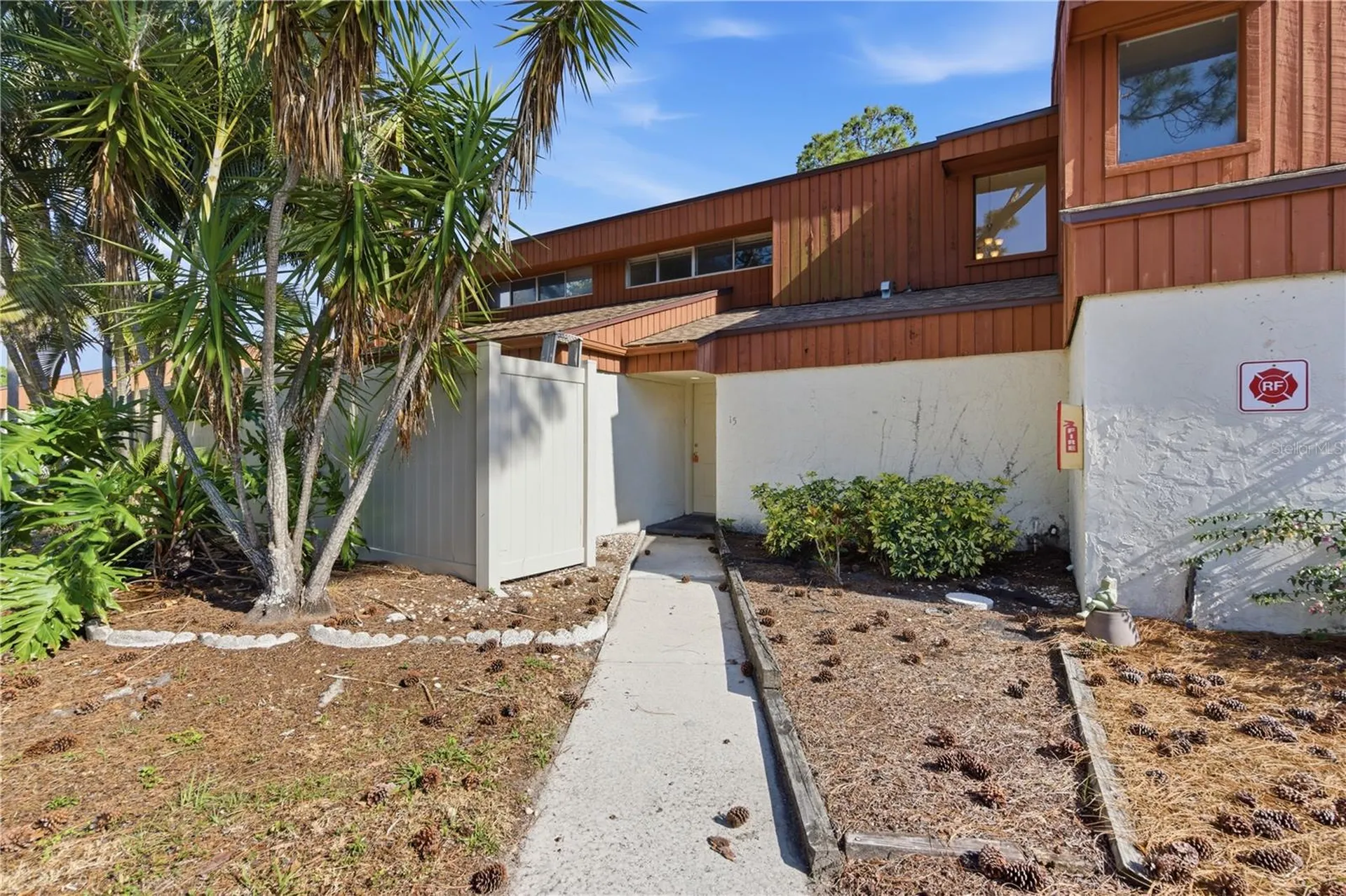 2058 Sunset Point Road Clearwater FL 33765