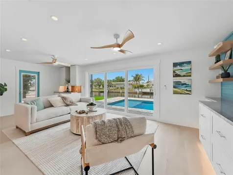 10304 Kingfisher Road W Bradenton FL 34209