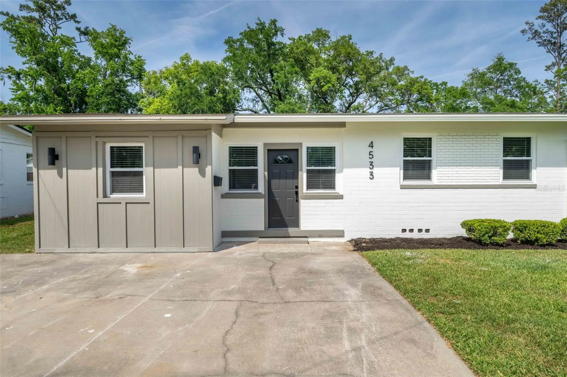 4533 Water Oak Lane Jacksonville FL 32210
