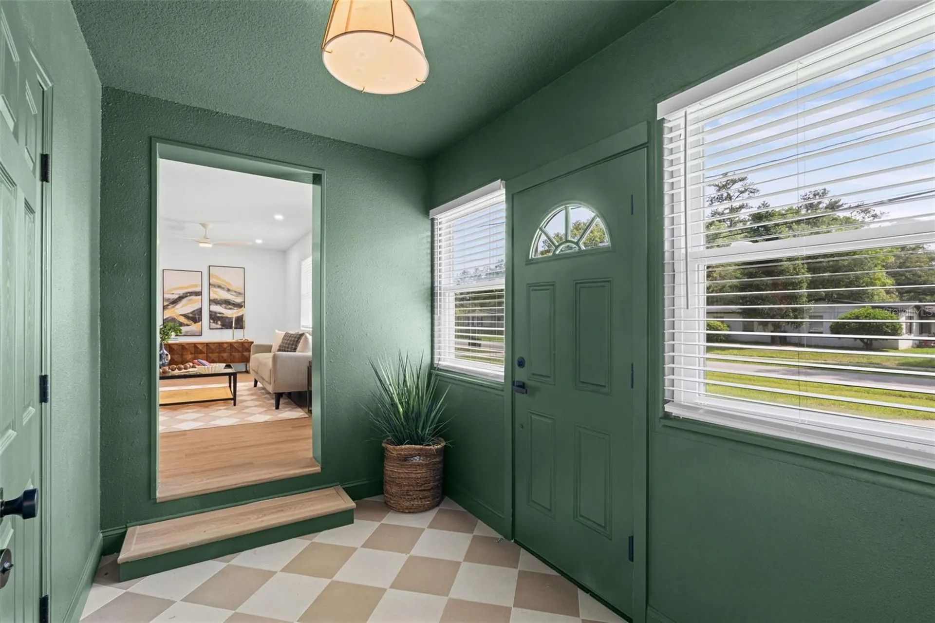 4533 Water Oak Lane Jacksonville FL 32210