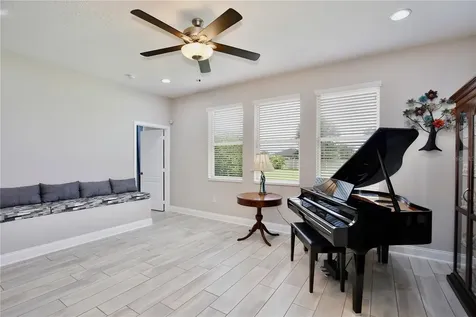 3266 Kayak Way Orlando FL 32820