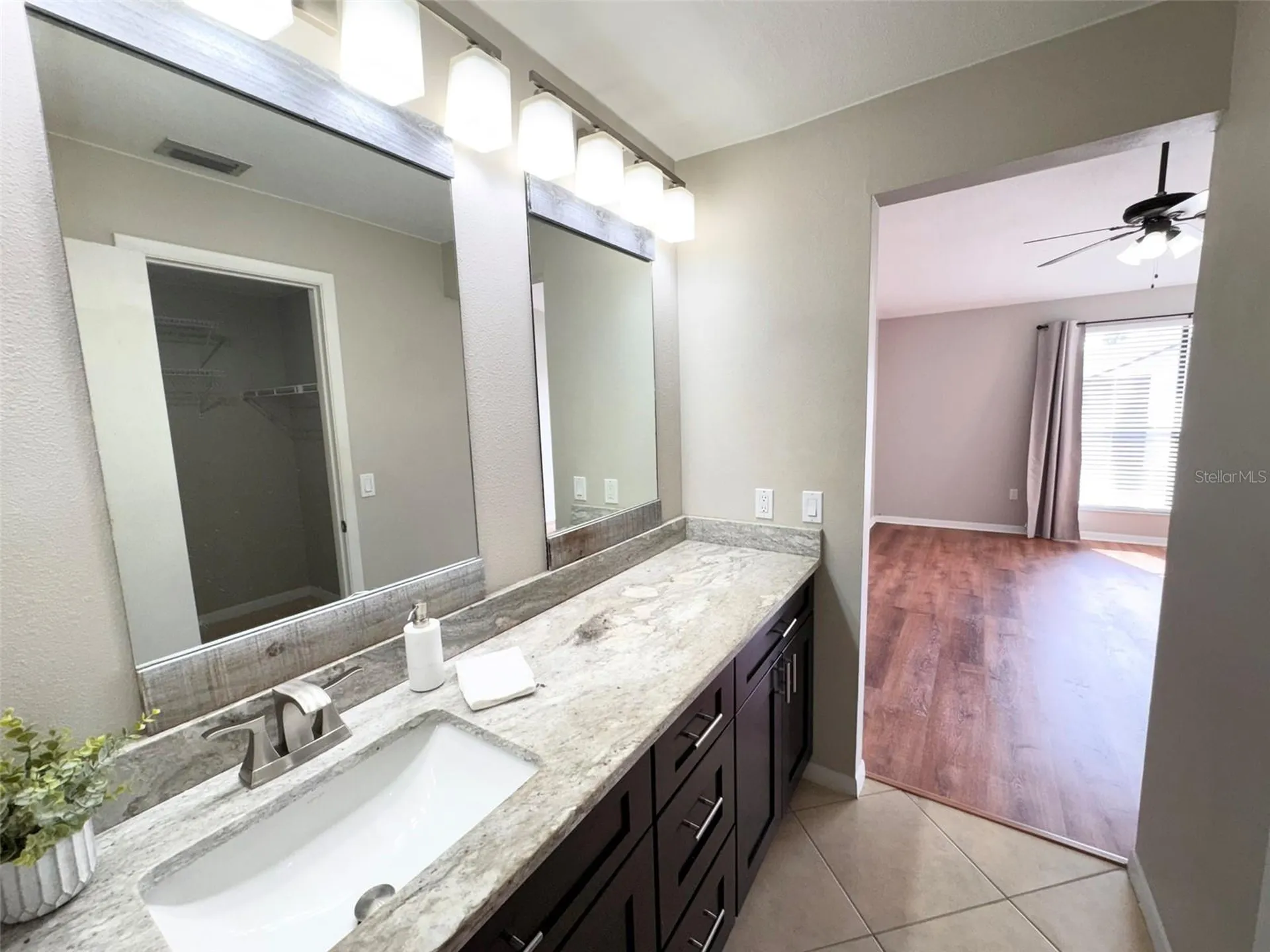1422 Skybolt Court Orlando FL 32825