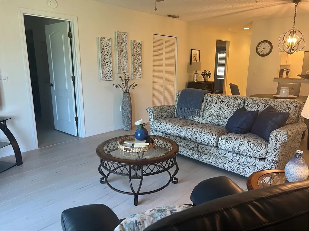 6501 Stone River Road Bradenton FL 34203