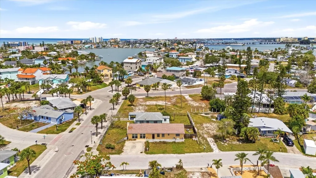510 Marlyn Way Madeira Beach FL 33708