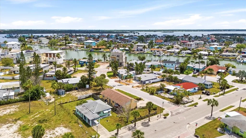 510 Marlyn Way Madeira Beach FL 33708