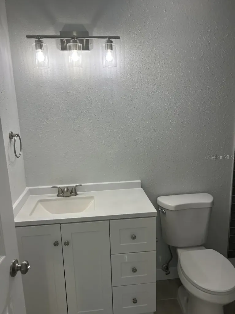 121 Loblolly Court Oldsmar FL 34677