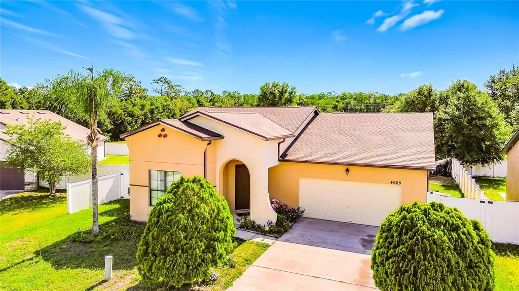 4605 Doral Park Avenue Kissimmee FL 34758