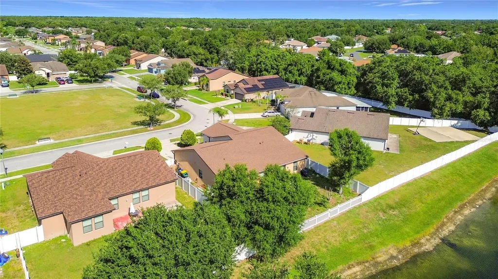 4605 Doral Park Avenue Kissimmee FL 34758