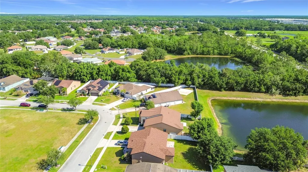 4605 Doral Park Avenue Kissimmee FL 34758
