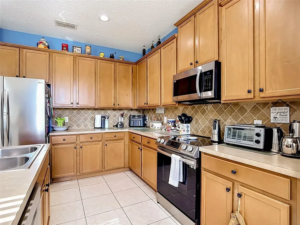 4605 Doral Park Avenue Kissimmee FL 34758