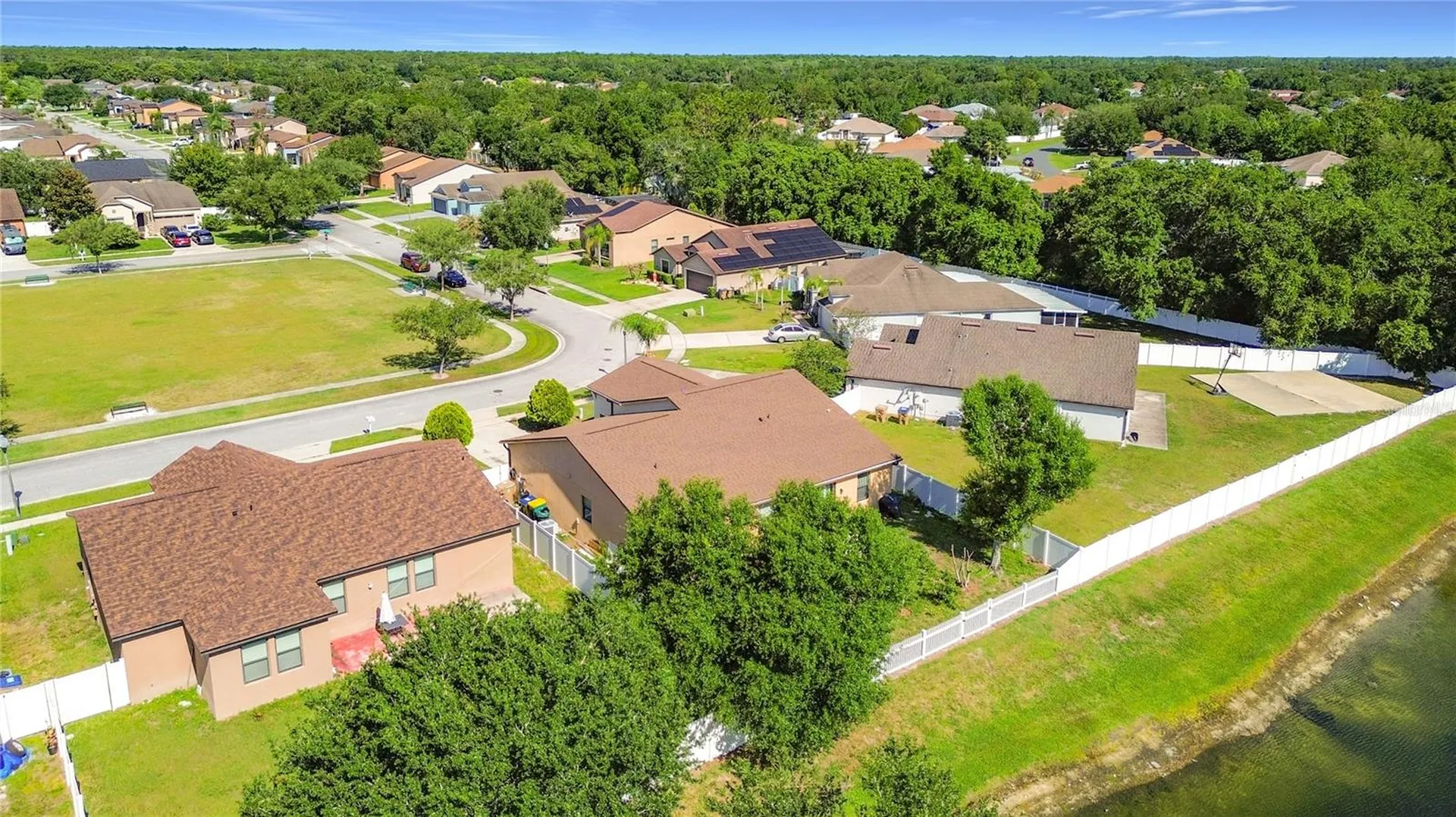 4605 Doral Park Avenue Kissimmee FL 34758