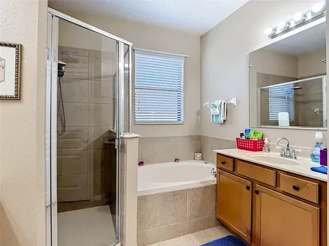 4605 Doral Park Avenue Kissimmee FL 34758