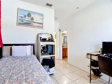 4605 Doral Park Avenue Kissimmee FL 34758