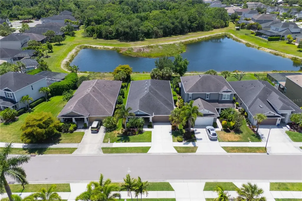 7229 Monarda Drive Sarasota FL 34238