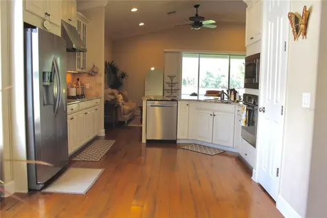 7229 Monarda Drive Sarasota FL 34238