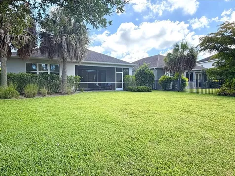 7229 Monarda Drive Sarasota FL 34238