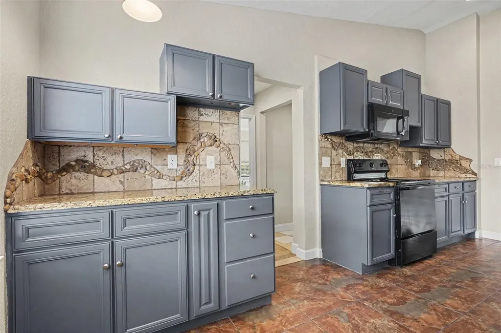 4621 Devon Avenue Lakeland FL 33813
