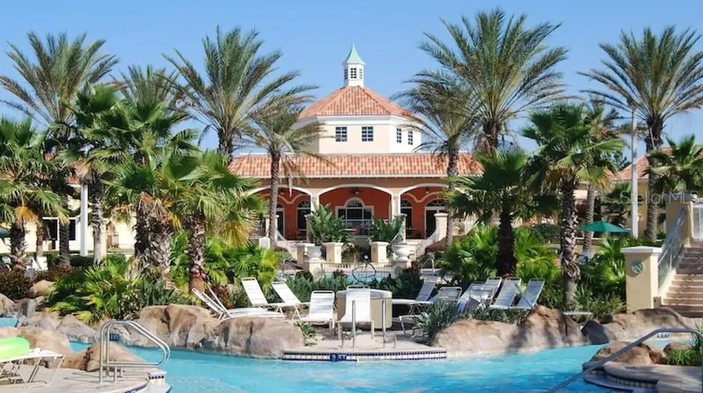 2205 Calabria Avenue Davenport FL 33897