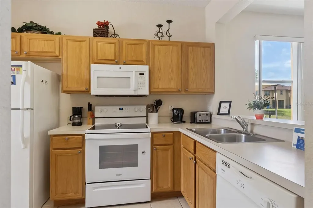 2205 Calabria Avenue Davenport FL 33897