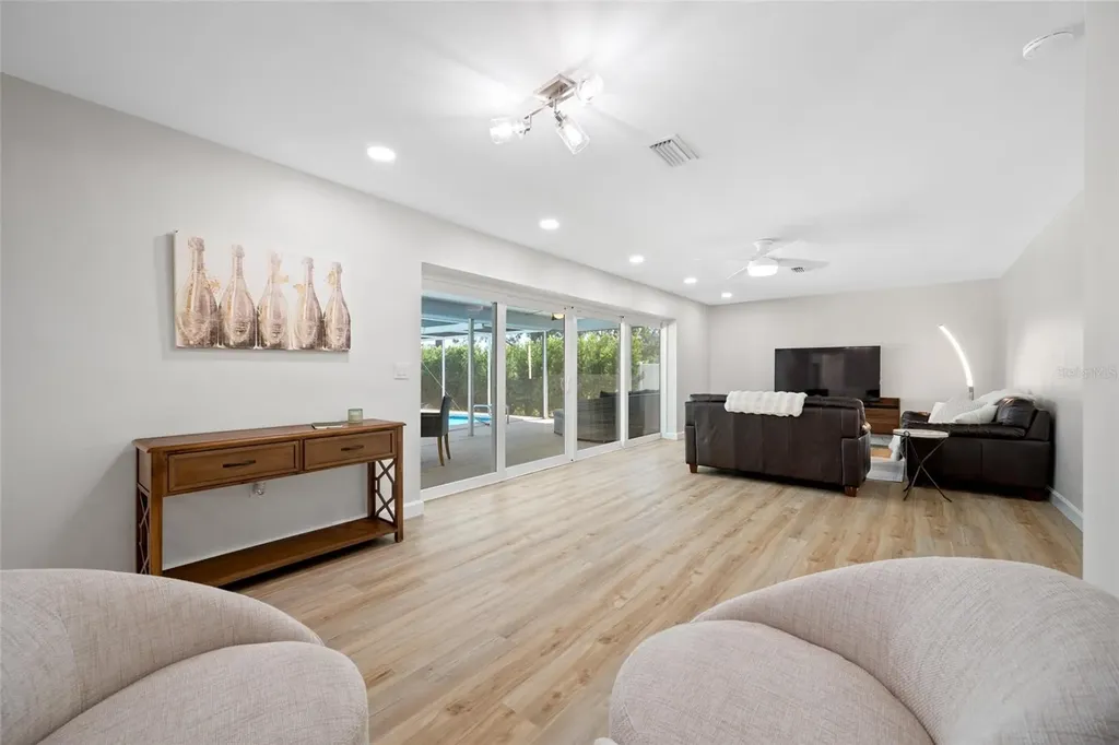 656 Mehlenbacher Road Belleair FL 33756