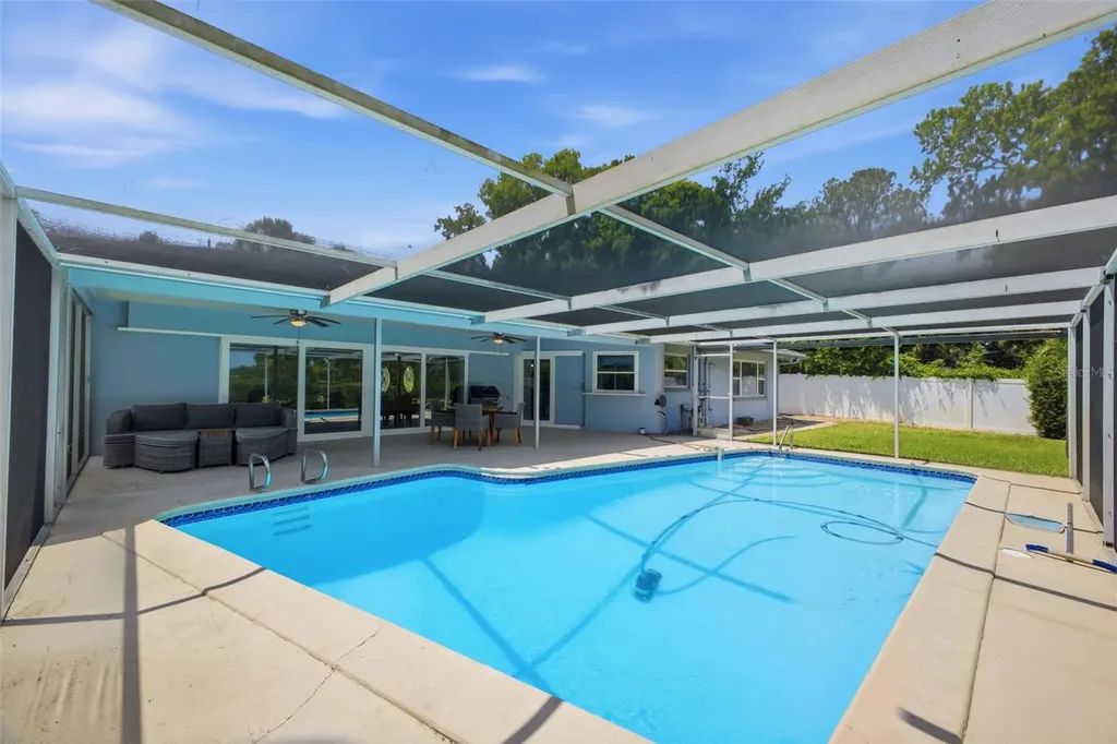 656 Mehlenbacher Road Belleair FL 33756
