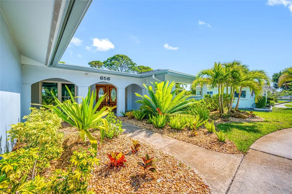 656 Mehlenbacher Road Belleair FL 33756