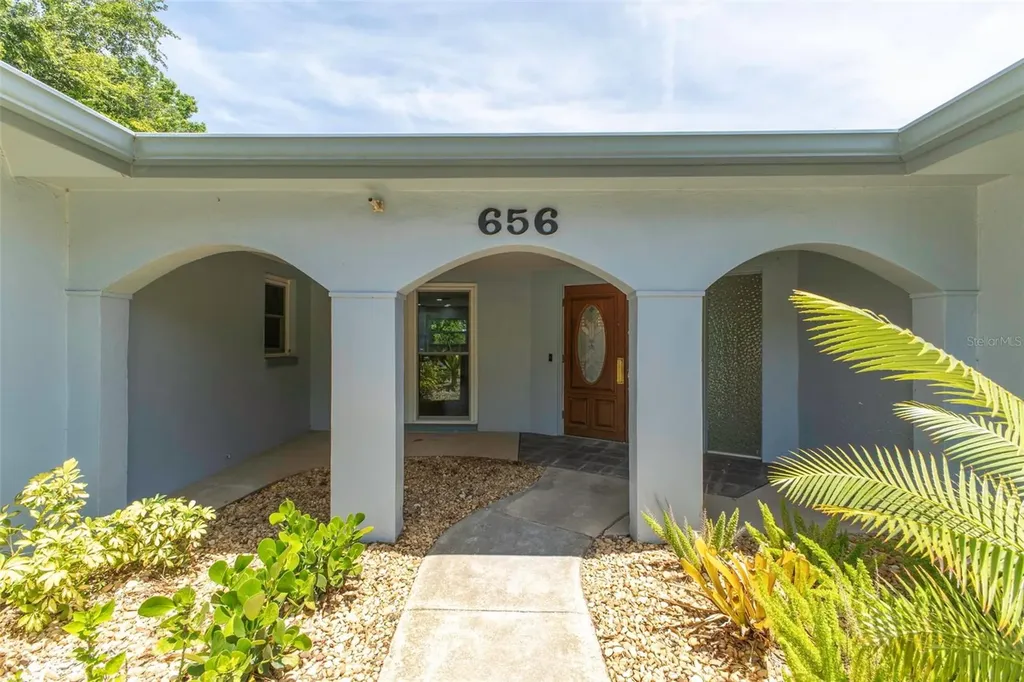 656 Mehlenbacher Road Belleair FL 33756