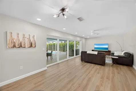 656 Mehlenbacher Road Belleair FL 33756