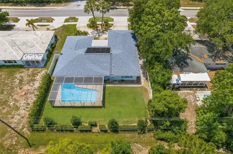 656 Mehlenbacher Road Belleair FL 33756